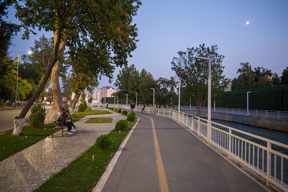 4-комнатная квартира, 70 м², 1/4 эт, Ташкент, Алмазарский район, на продажу