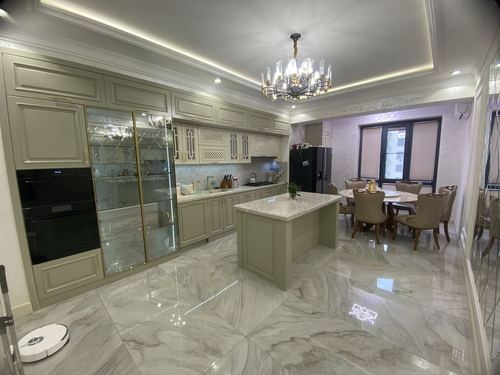 5-комнатная квартира, 187 м²