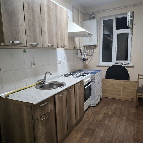 3-xonali kvartira, 58 m²