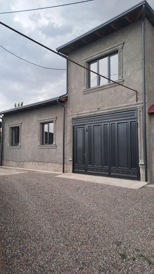 5-room house part, 300 m²