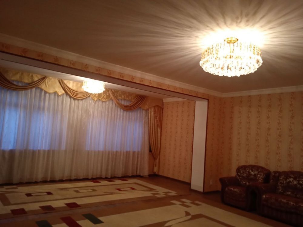 2-room house, 100 m², Tashkent, Mirzo Ulugbek District, for sale