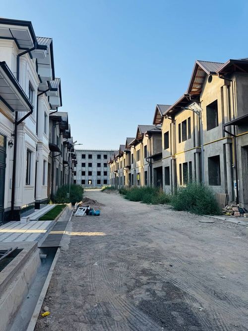 5-xonali uy, 400 m²