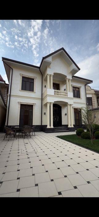 7-room house, 450 m²