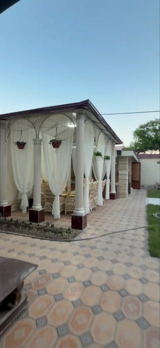 5-комнатный коттедж, 600 м²
