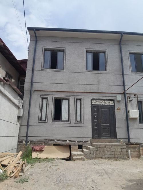 7-комнатный коттедж, 140 м²
