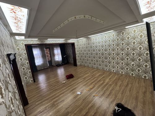 80-комнатный коттедж, 600 м²
