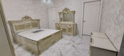 7-комнатный коттедж, 2500 м²