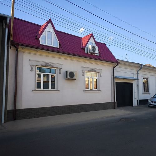 5-комнатный дом, 300 м²