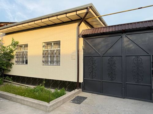 5-комнатная часть дома, 300 м²