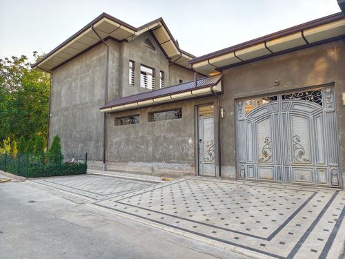 6-комнатный дом, 450 м²