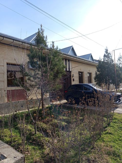 8-комнатный дом, 250 м²