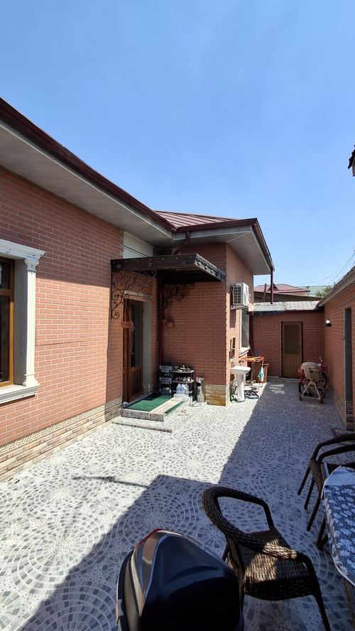 3-комнатная часть дома, 2.5 м²
