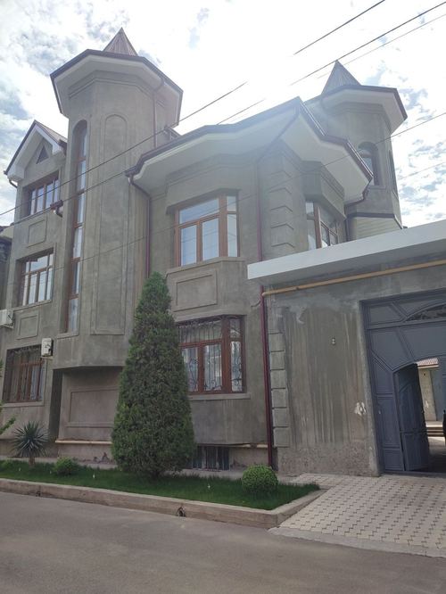 8-комнатный дом, 1 м²