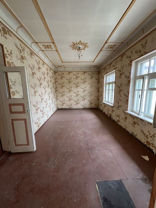 9-room house part, 6 m²