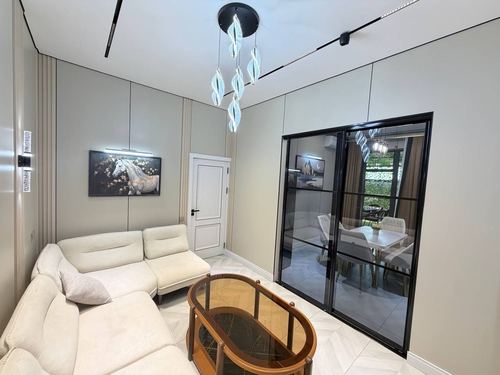 2-комнатная квартира, 90 м²