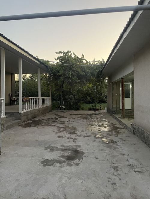 5-комнатный дом, 600 м²