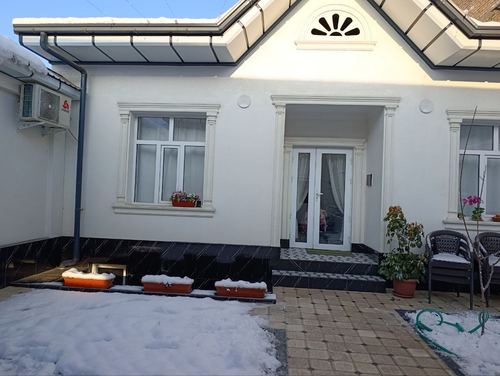 5-room house, 2.4 m²