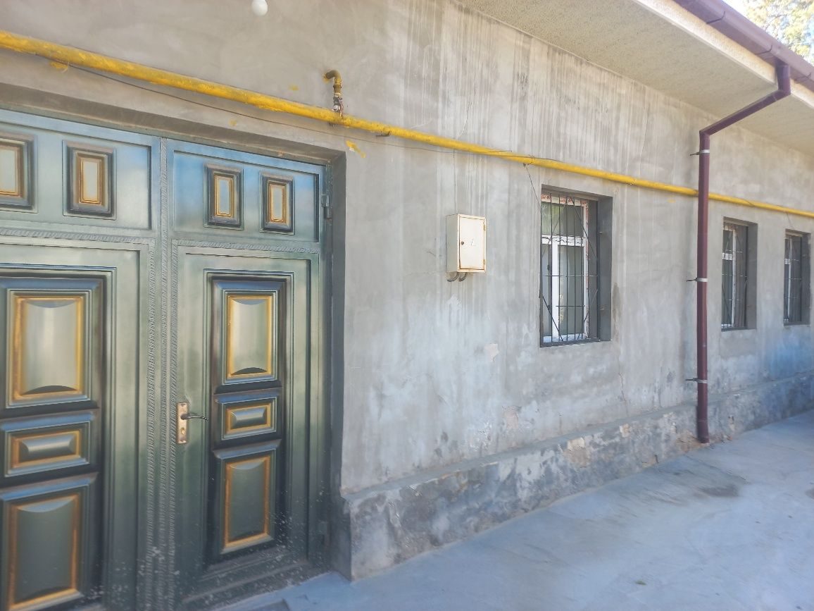 3-комнатный дом, 180 м², Ташкент, Мирабадский район, на продажу