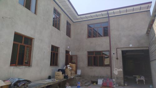 8-комнатная квартира, 600 м²
