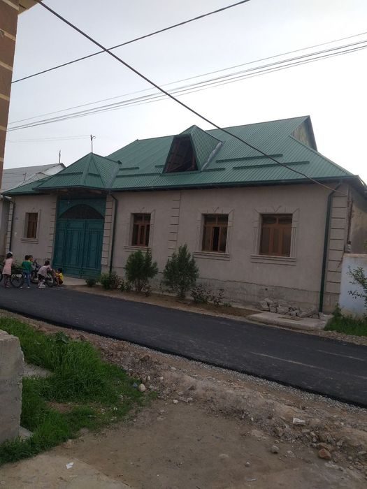 7-room house, 3 m², Gulistan, for sale