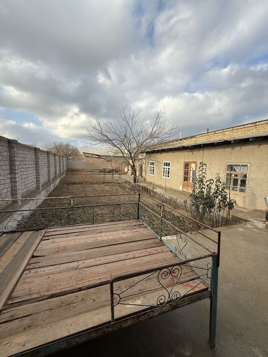 6-xonali uy, 1234 m², Qarshi, sotuvga