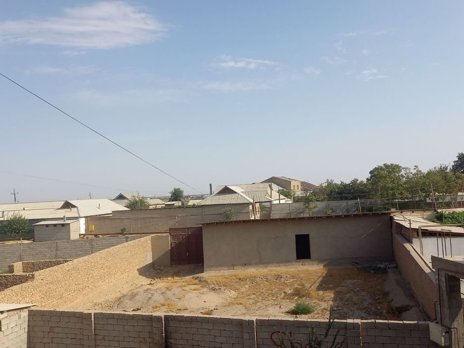3-комнатный дом, 5700 м², Термез, на продажу