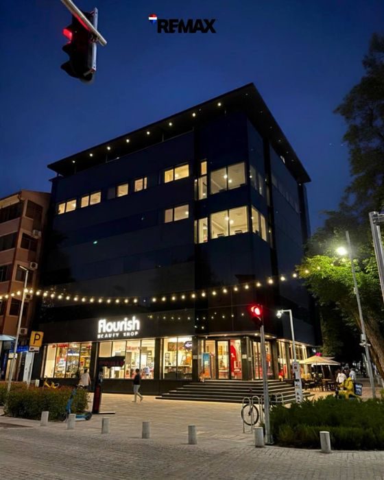Premium commercial asset & flagship investment property