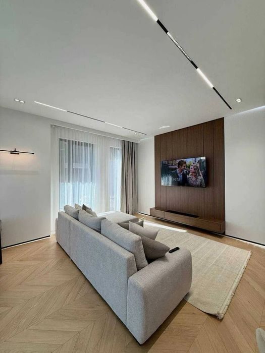 3-комнатная квартира, 100 м², 4/12 эт, Ташкент, Мирабадский район, в аренду
