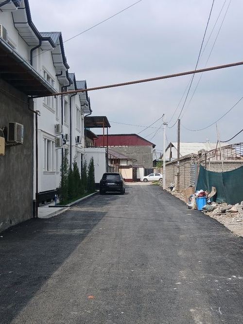 Продаётся земельный участок в махалле со всеми коммуникациями