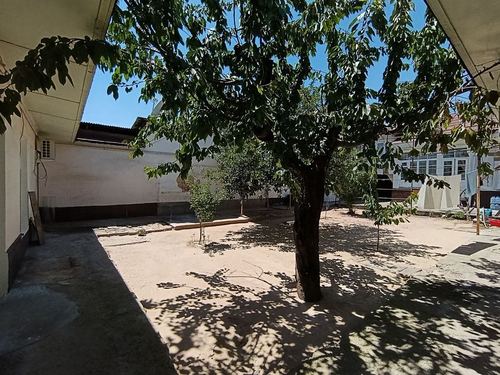 8-room house, 1 m²