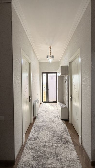 5-room house part, 250 m²