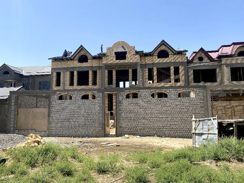8-комнатный дом, 500 м²