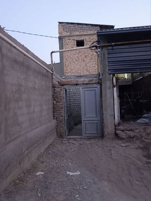 1-room house, 120 m²