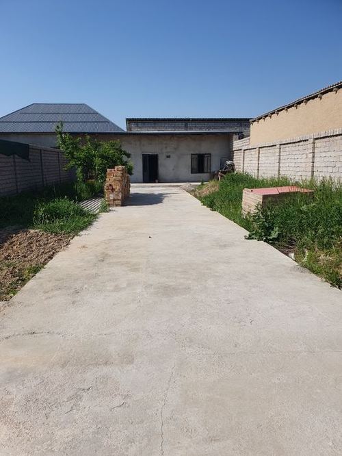 3-комнатная часть дома, 8000 м²