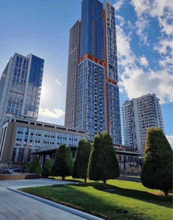 3-комнатная квартира, 74 м², 12/51 эт, Ташкент, Шайхантахурский район, на продажу