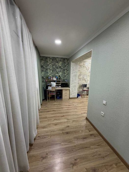 3-комнатная квартира, 70 м², 1/4 эт, Ташкент, Шайхантахурский район, на продажу