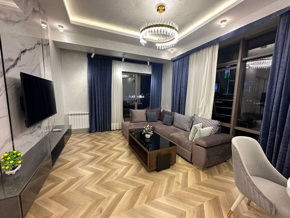 3-комнатная квартира, 100 м², 6/8 эт, Ташкент, Шайхантахурский район, в аренду