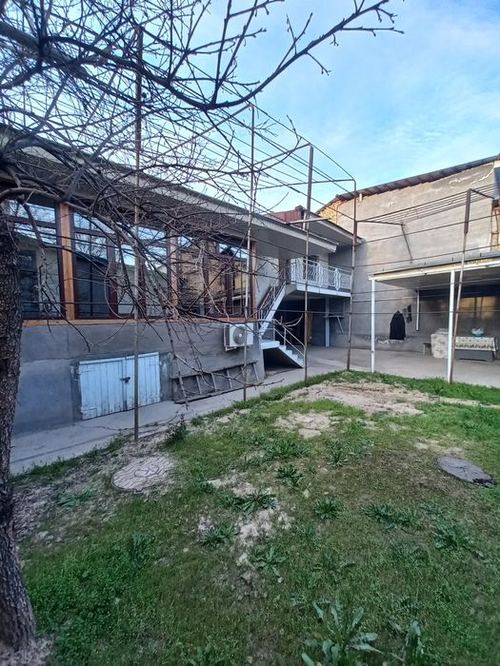 4-room house, 291 m²
