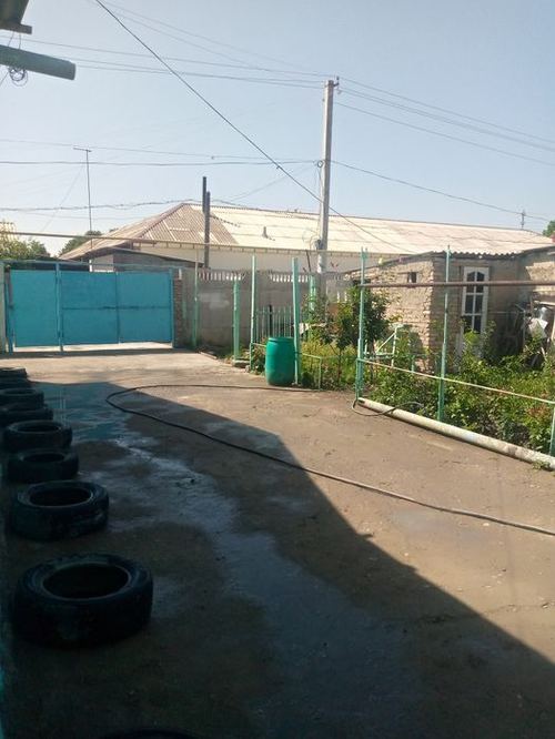8-room house, 8 m²