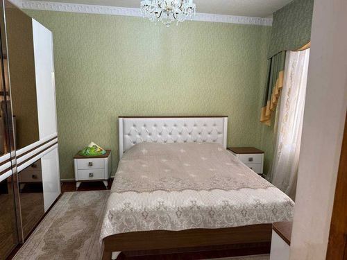 8-room house, 600 m²