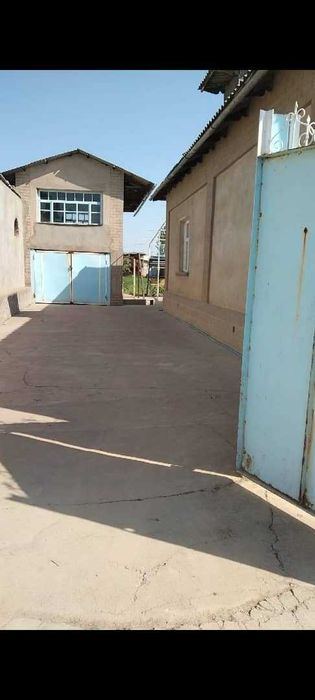 8-room house, 18 m²