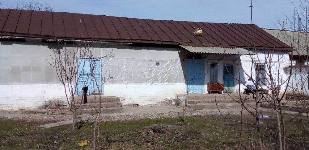 4-room house, 17200 m², Аккурган, for sale