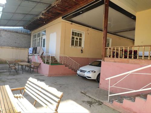 12-комнатный дом, 250 м²