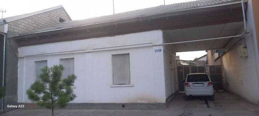 6-комнатный дом, 50 м², Янгиюль, на продажу