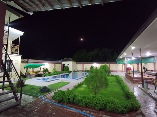 5-room dacha, 600 m²