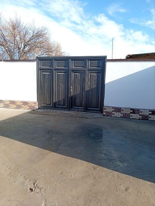 2-room house, 200 m²