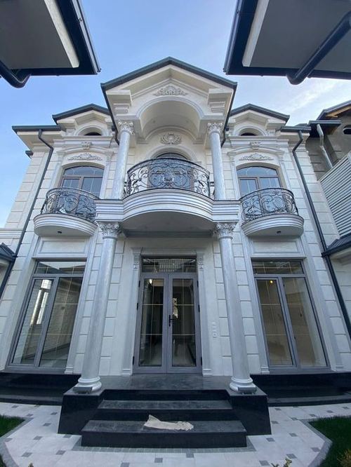 7-xonali uy, 270 m²