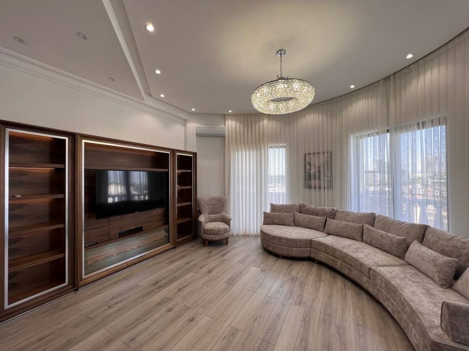 3-комнатная квартира, 120 м², 5/9 эт, Ташкент, Мирзо-Улугбекский район, в аренду