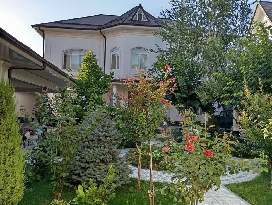 5-комнатный дом, 320 м², Ташкент, Мирзо-Улугбекский район, на продажу