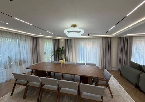6-room house, 230 m²